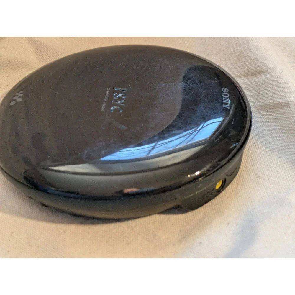 Sony PSYC CD Walkman D-NE050 Portable CD Player Black MP3 G-Protection Working‎